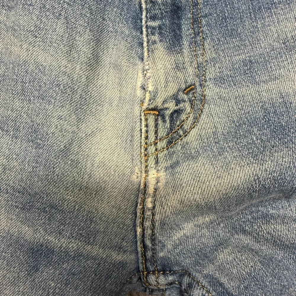 Levis‎ Mens 505 Jeans W34 L32 Light Wash Blue Distressed Regular Fit